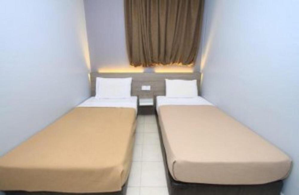 Yellow Mansion Hotel Malacca Buitenkant foto