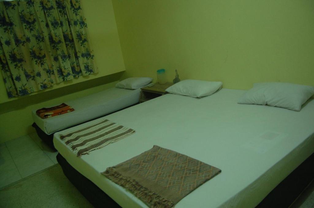 Yellow Mansion Hotel Malacca Buitenkant foto